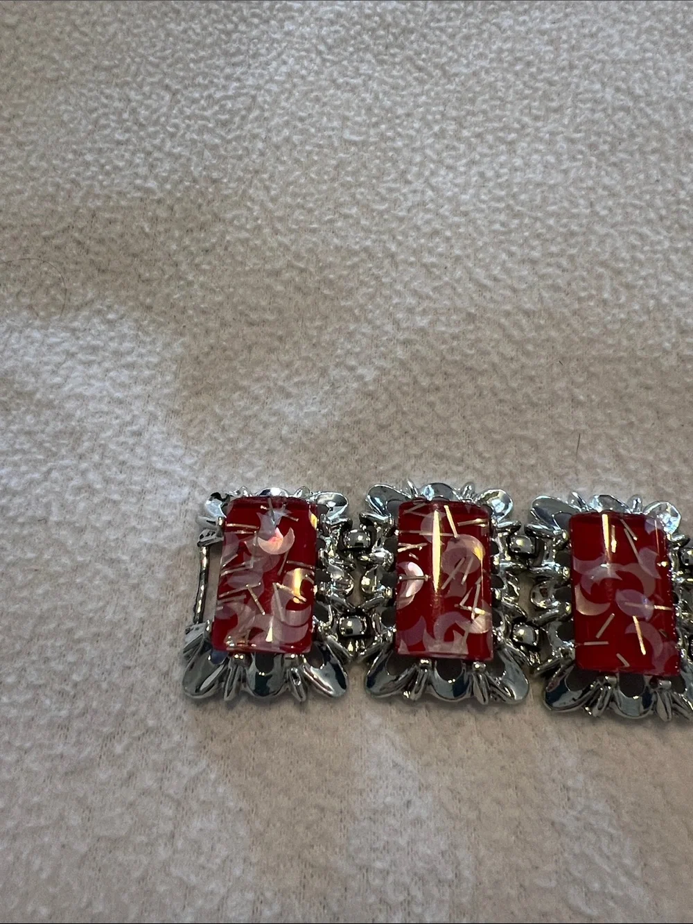 Gorgeous Red and Silver Statement Bracelet - Picture 6 of 13